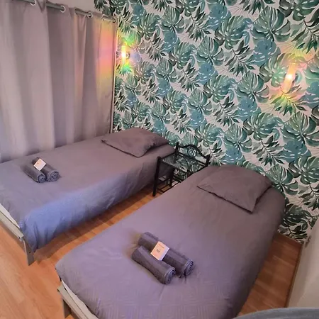 Centre Carré D'or 3 *